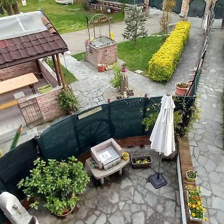 Casa Appartamento Vacanze La Fermata Delle Rondini Castello di Annone Buitenkant foto